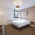 - Dunkerque Centre Hotel apartamentowy 3*