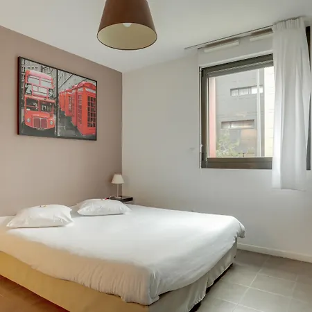 - Dunkerque Centre 公寓式酒店 3*