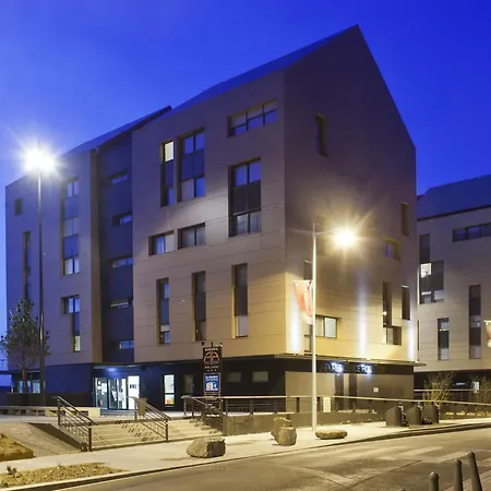 - Dunkerque Centre 3* ダンケルク