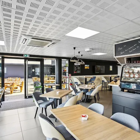 - Dunkerque Centre Aparthotel 3*