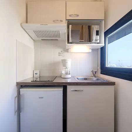 - Dunkerque Centre 公寓式酒店