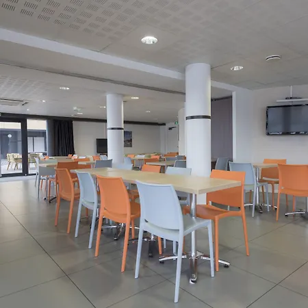 - Dunkerque Centre 公寓式酒店