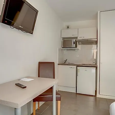 - Dunkerque Centre Aparthotel 3*